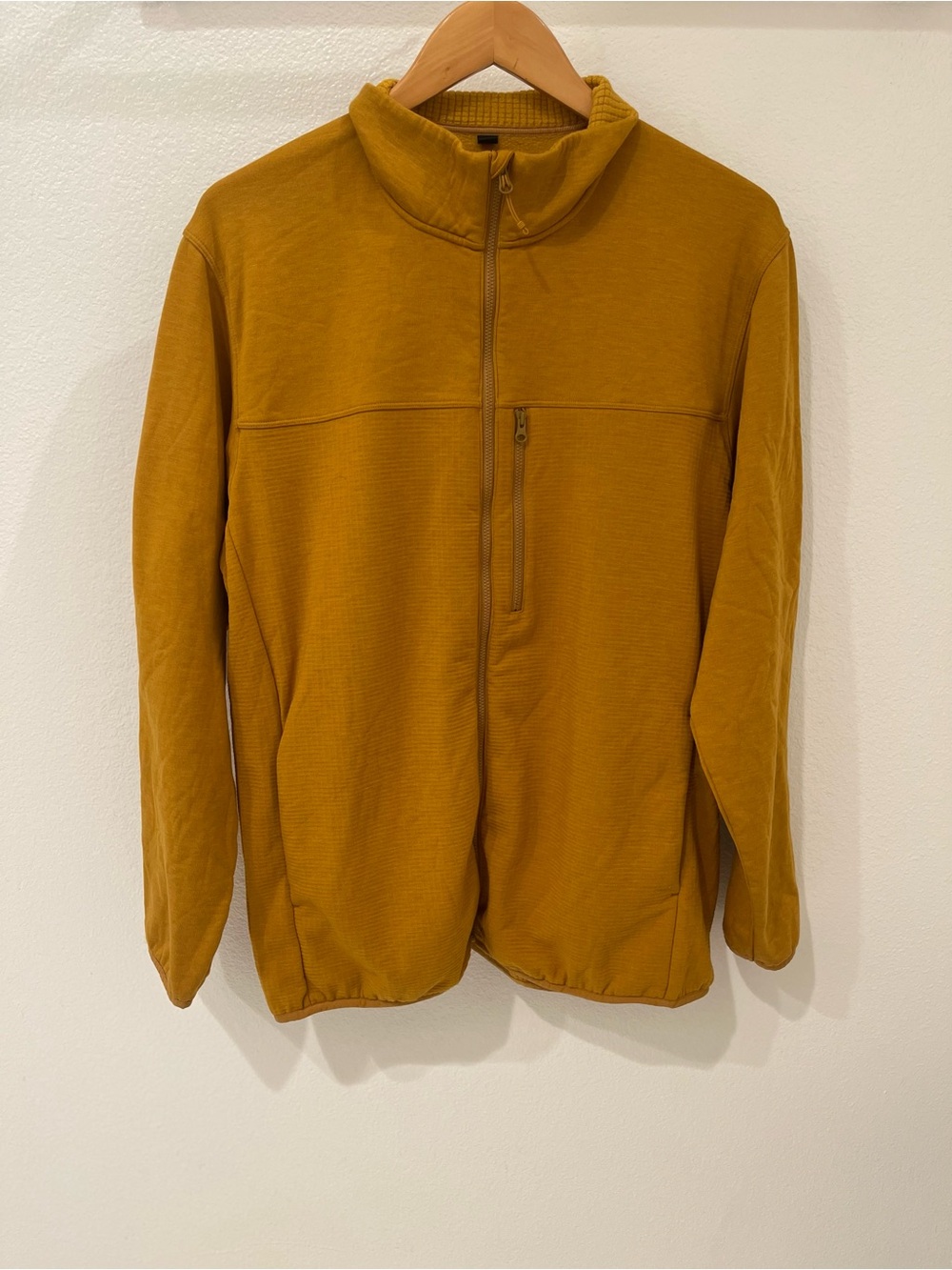 Uniqlo mens zip up sweater utility